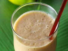 Vitamina de mamão e banana com Ades