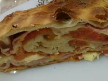 Enrolado de presunto e queijo
