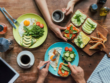 Sou nutricionista e garanto: "Se você tem vontade constante de comer doces ou alimentos ultraprocessados, experimente alimentos salgados no café da manhã"