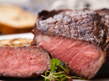 Carne dura nunca mais: 3 formas de amaciar qualquer corte com ingredientes naturais