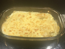 Macarrão gratinado ao molho branco