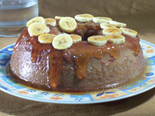 Pudim de banana e café