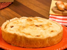 Quiche de Cebola e Queijo Gruyère