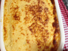 Escondidinho de mandioca com carne moída