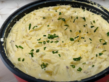 Macarrão cremoso de uma panela só: cozinhe a massa no leite com bacon e surpreenda-se