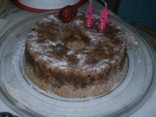 Bolo de maçã com castanha, nozes e canela