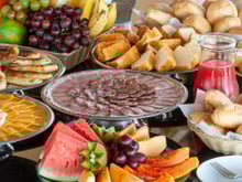 Quase ninguém percebe, mas existe um grande problema nos cafés da manhã de hotel (e o que pode mudar para os hóspedes)