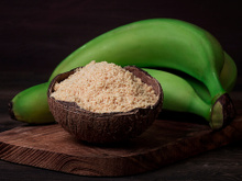 Melhor que farinha de trigo: algo surpreendente acontece se você usar a casca da banana como ingrediente