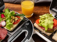 Prepare lanches e grelhados: sanduicheira elétrica com função grill está com 39% de desconto no Esquenta 6.6 da Amazon