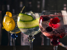 7 drinks com poucas calorias para curtir o Carnaval sem atrapalhar a dieta