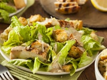 Salada caesar: receita fácil de fazer