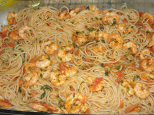 Macarrão com camarão delicioso