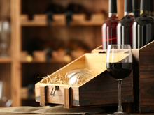 Adega de vinho simples, chique e barata: 4 opções para você ter em casa