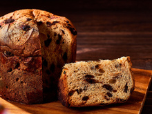 Receita de panetone caseiro fácil que sempre dá certo: fica macio, úmido e muito saboroso