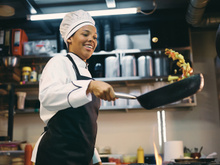Essas são as 4 frigideiras que vão dar o toque definitivo de chef à sua cozinha
