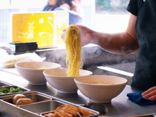 Mesmo fazendo sucesso no mundo todo, lojas de ramen batem recorde de falência no Japão e o motivo é surpreendente