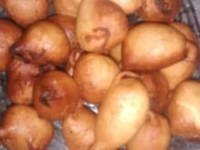 Bolinho de chuva (fica bem redondinho)
