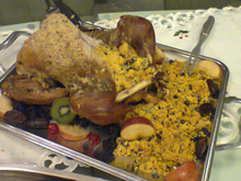 Frango chique com cuscuz agridoce