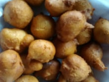 Bolinhos de queijo (parecido com bolinho de chuva)