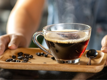 Pessoas que preferem café preto têm 8 traços de personalidade em comum, segundo a psicologia