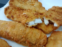Filé de tilápia empanado