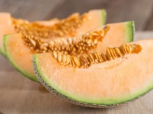 Nem na geladeira, nem na bancada: ninguém sabe disso, mas o melão deve ser guardado perto dessas frutas