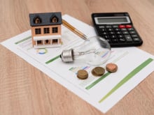 A Light não quer que você saiba, mas essas medidas simples vão reduzir o aumento da sua conta de luz mesmo após a ativação da bandeira vermelha