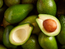 5 formas de aproveitar o caroço do abacate