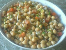 Salada de grão-de-bico