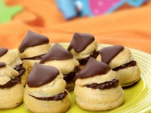 Mini carolinas de chocolate