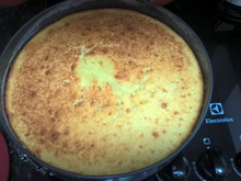 Bolo de fubá cremoso