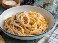 Cacio e pepe cremoso: como fazer o autêntico macarrão romano em casa de um jeito simples e delicioso