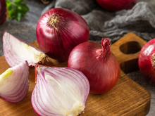 Oncologistas ficam surpresos: por que as cebolas roxas são 5 vezes mais valiosas do que as comuns?