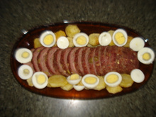 Rocambole de carne moída