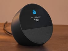Alexas em promoção: como Echo Dot, Echo Spot e Echo Show podem deixar a casa mais organizada
