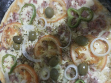 Masa de pizza crocante e macia