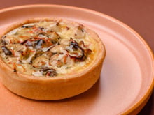 Empada aberta com apenas 2 ingredientes na massa: o TudoGostoso ensina essa receita rápida e deliciosa