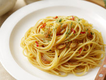 O truque de chef para fazer o verdadeiro macarrão alho e óleo do jeito certo, nunca mais errei