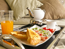 Café da manhã na cama: confira 6 produtos para preparar e impressionar a pessoa amada