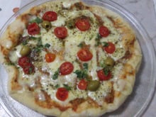Pizza perfeita na máquina de fazer pão