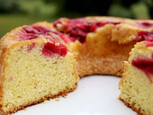 Bolo de ameixa vermelha