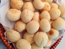 Pão de queijo com polvilho azedo