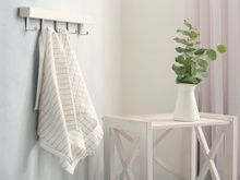 5 motivos inteligentes para você pendurar um cabide na sua cozinha hoje mesmo