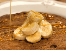 Amo essa panqueca fit de banana no lanche ou café da manhã: faço em poucos minutos na frigideira e me delicio