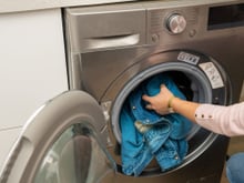 Evite esse erro comum: TudoGostoso revela truque comum na Suíça para conservar a máquina de lavar