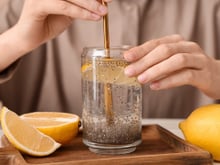 Mais cálcio que o leite: a semente que protege seus ossos e fortalece seu corpo