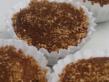 Bombons de noz-moscada e canela