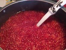 Sagu com vinho e abacaxi