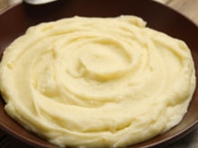 Os chefs com estrela Michelin concordam: esta batata torna seu o purê ainda mais cremoso e irresistível