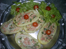 Batata recheada de presunto e mussarela